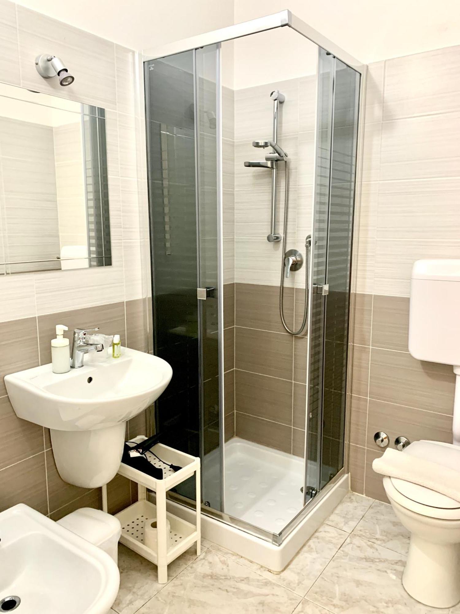Le 4 Stagioni Rooms Франкавила ал Маре Екстериор снимка