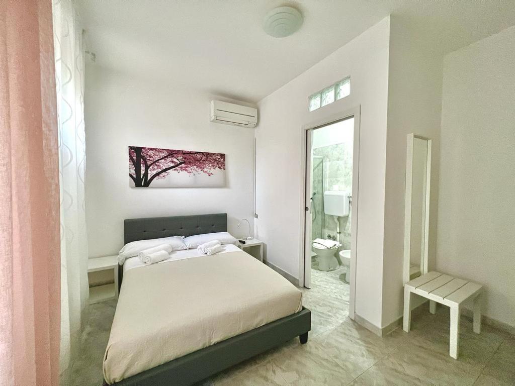 Le 4 Stagioni Rooms Франкавила ал Маре Екстериор снимка