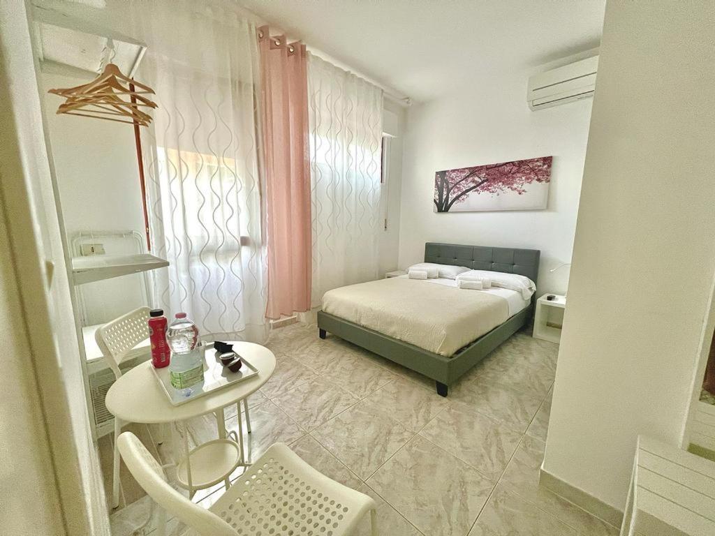 Le 4 Stagioni Rooms Франкавила ал Маре Екстериор снимка